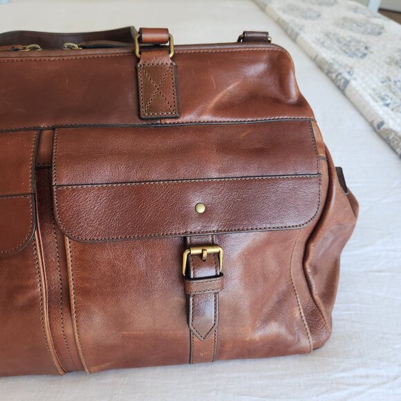 Fossil "Miles" Leather Duffle Bag EUC - Picture 9 of 11